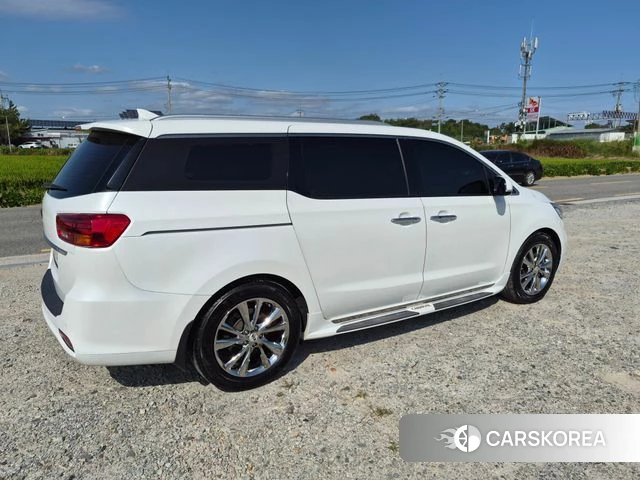 Kia The New Carnival id 4794619 из Кореи 15