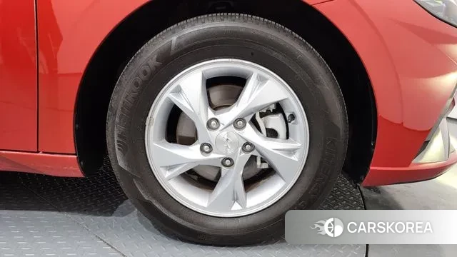 Hyundai Avante (CN7) id 3765136 из Кореи 15