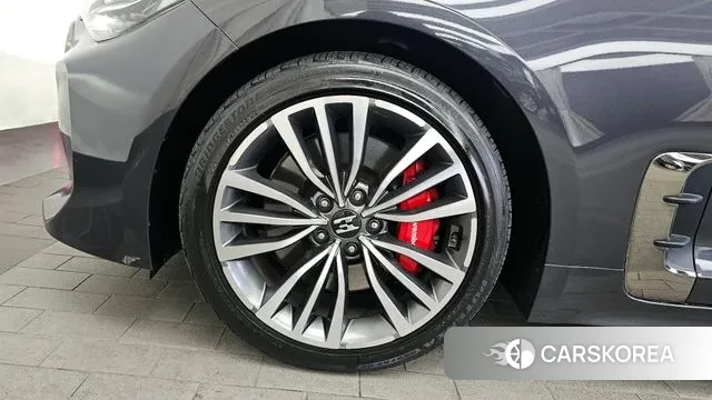 Kia Stinger id 3588617 из Кореи 15