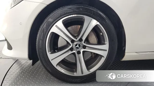 Mercedes-Benz E-Class W213 id 3651906 из Кореи 15