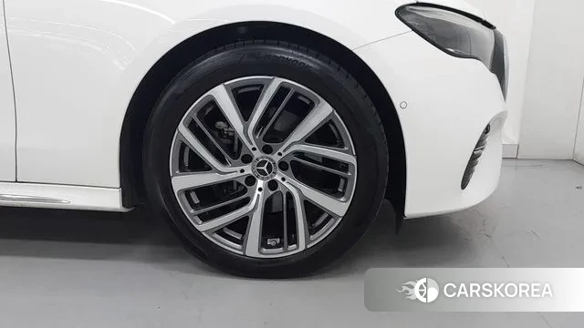 Mercedes-Benz E-Class W214 id 2983808 из Кореи 12