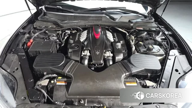 Maserati Quattroporte id 3552771 из Кореи 15