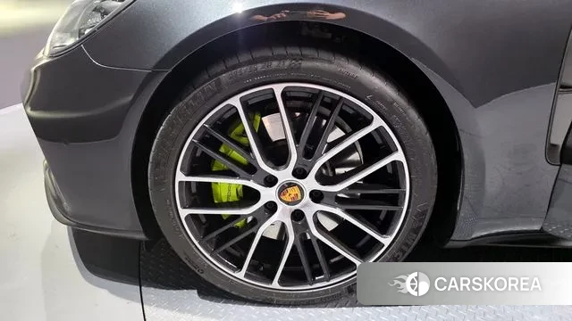 Porsche Panamera (971) id 3555346 из Кореи 15