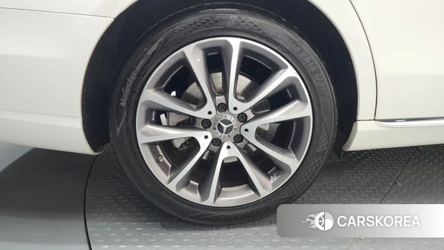 Mercedes-Benz E-Class W213 id 3942674 из Кореи 15