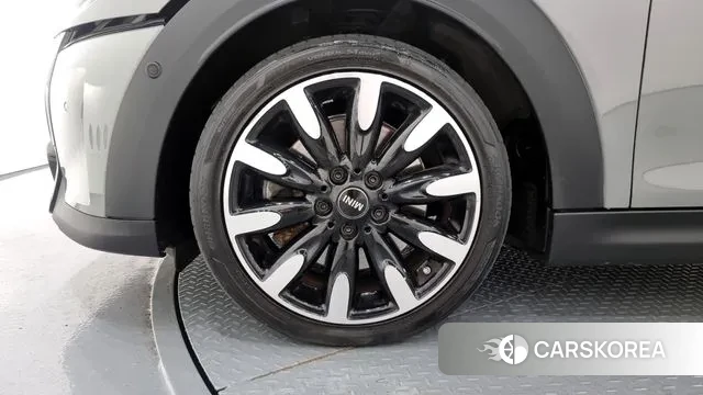 Mini Cooper S id 2984937 из Кореи 15