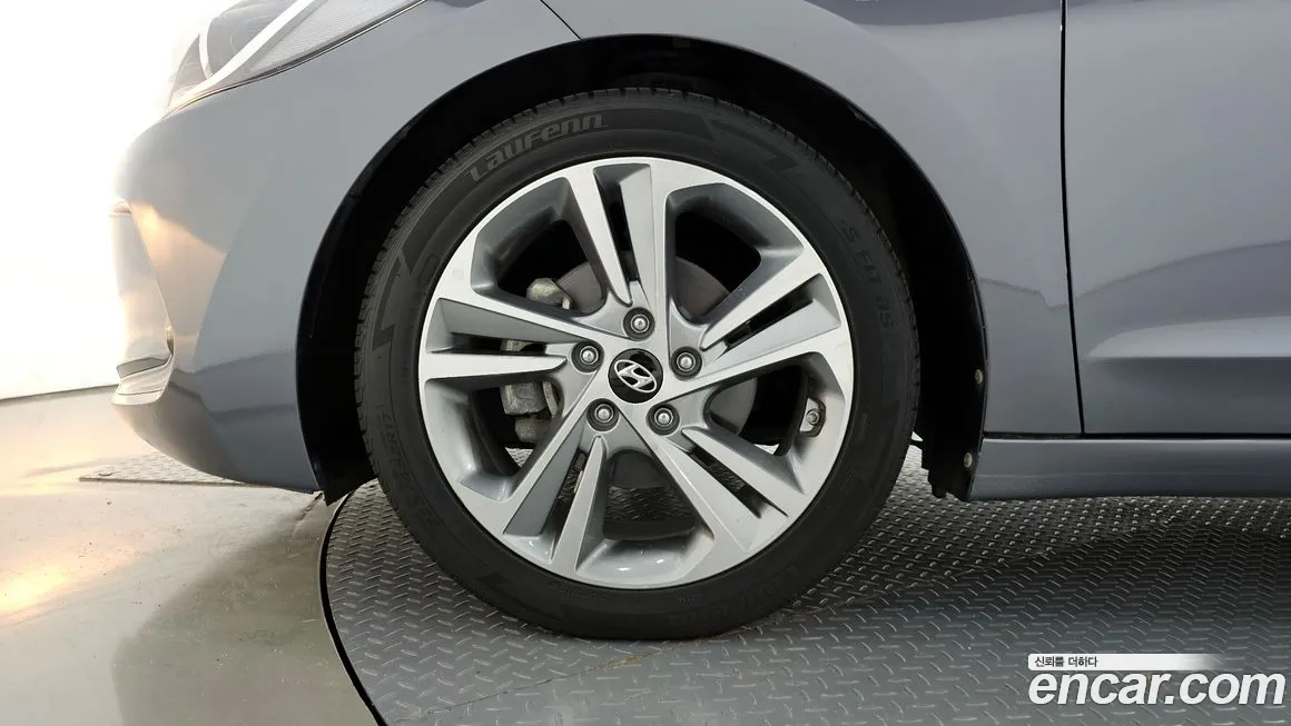 Hyundai Avante AD id 1935792 из Кореи 10