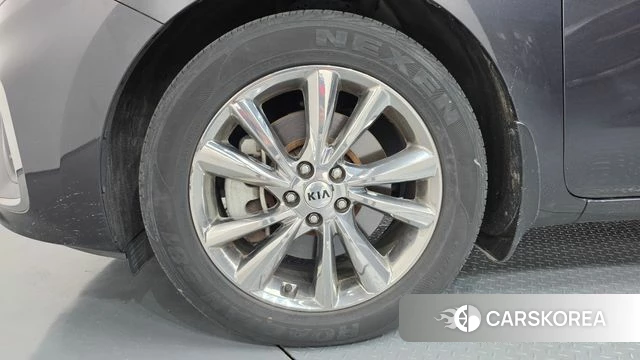 Kia The New Carnival id 4785365 из Кореи 26