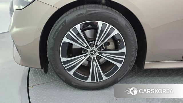 Mercedes-Benz E-Class W214 id 4468525 из Кореи 15