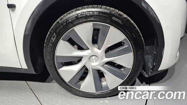 Tesla Model Y id 2936108 из Кореи 15