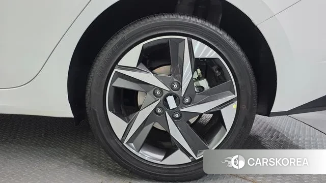 Hyundai Avante (CN7) id 3512817 из Кореи 15