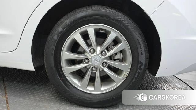 Hyundai The New Avante AD id 3899264 из Кореи 15