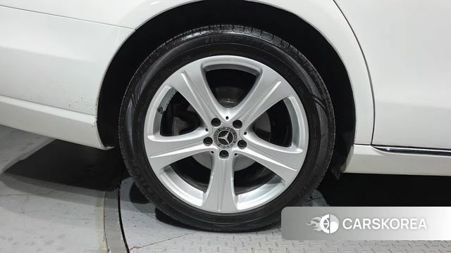 Mercedes-Benz E-Class W213 id 4605440 из Кореи 28