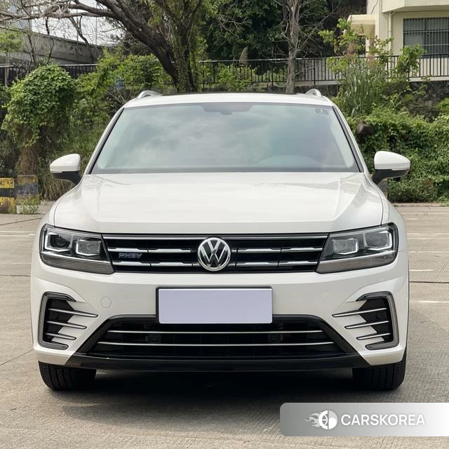 Volkswagen Tiguan L PHEV id 4228544 из Китая 25