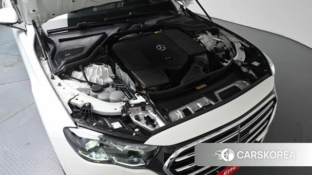 Mercedes-Benz E-Class W214 id 4904586 из Кореи 32