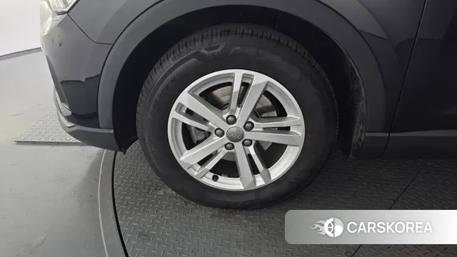 Audi Q3 (F3) id 3390557 из Кореи 15