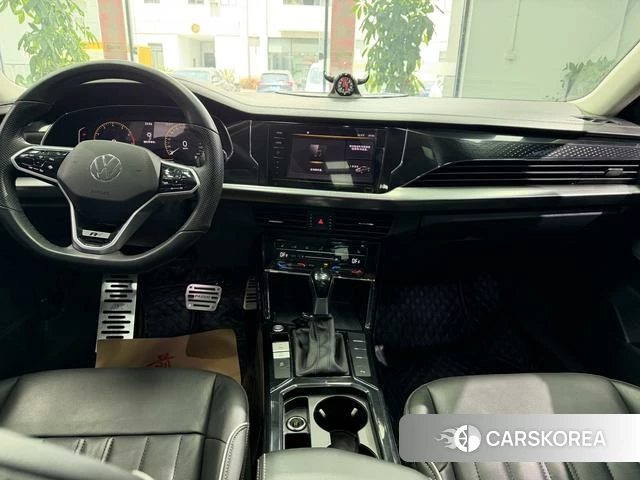 Volkswagen Passat 2022 Черный из Китая, фото 6