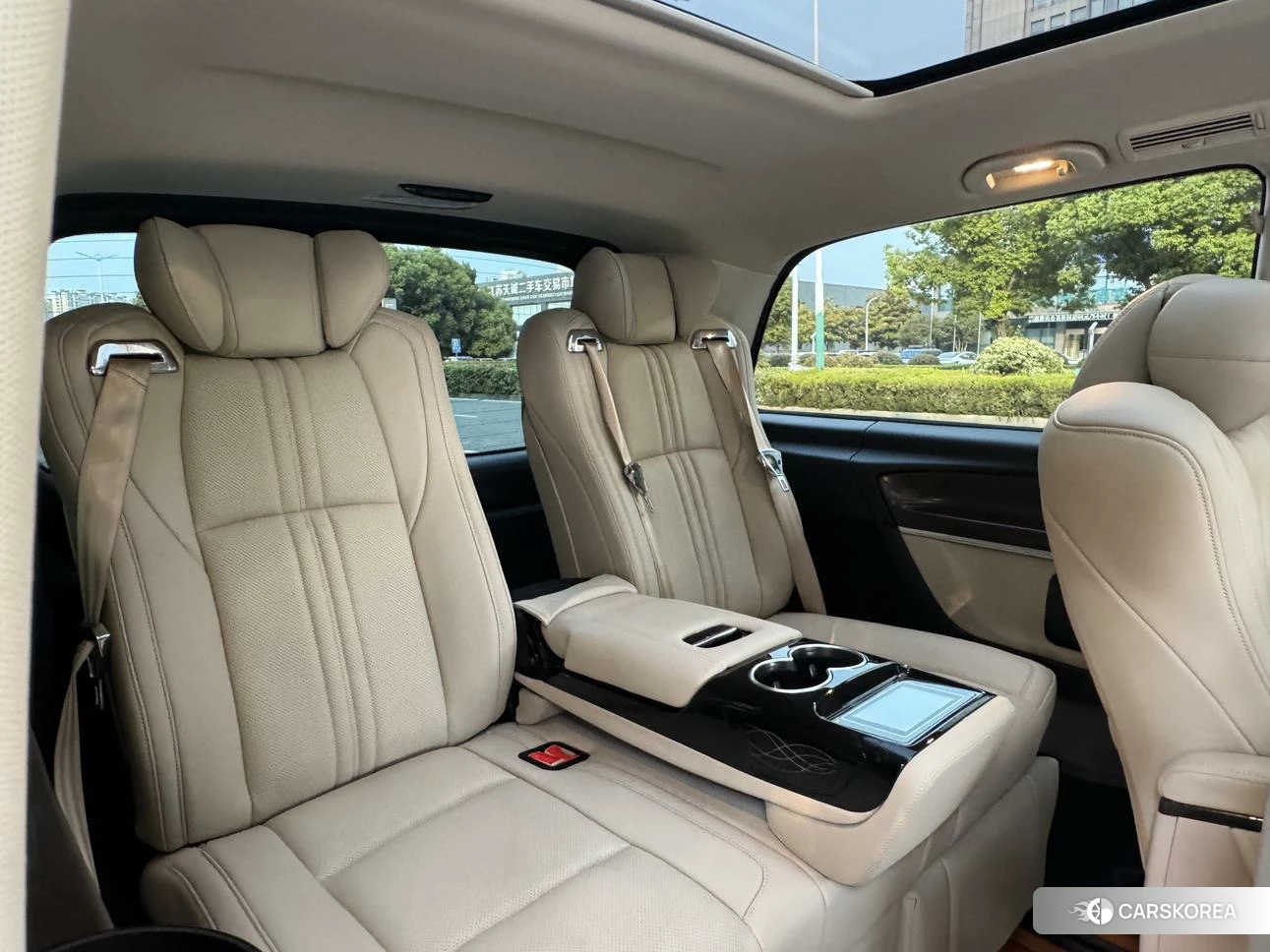 Mercedes-Benz V-class 2022 Черный из Китая, фото 6