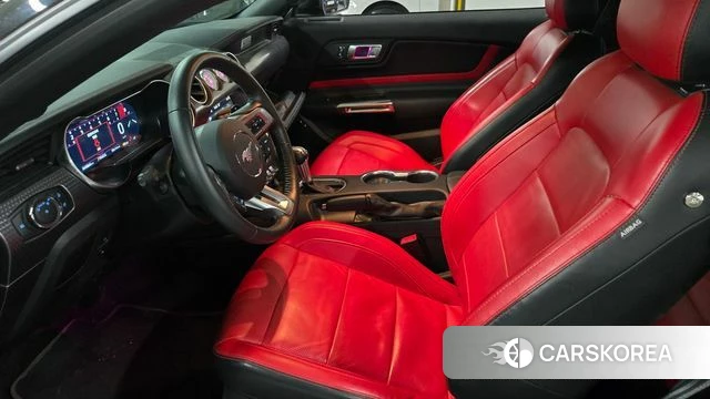 Ford Mustang 2019 Черный из Кореи, фото 6