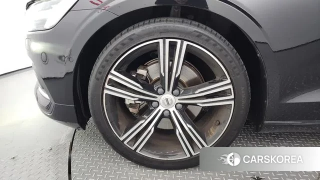 Volvo S60 3rd generation id 2976619 из Кореи 15