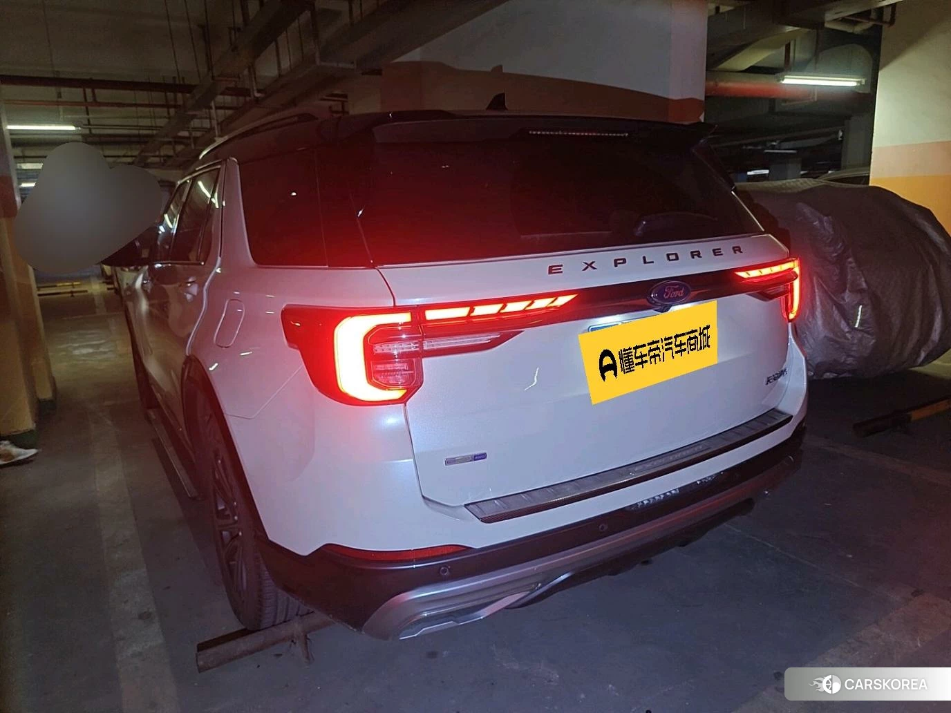 Ford Explorer 2022 Белый из Китая, фото 5