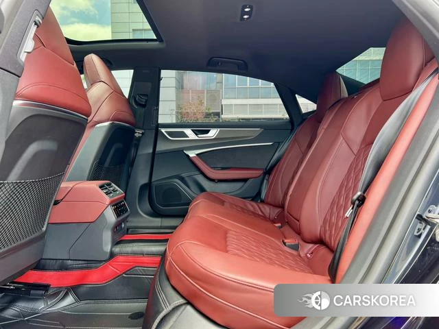 Audi A7L id 4274410 из Китая 14