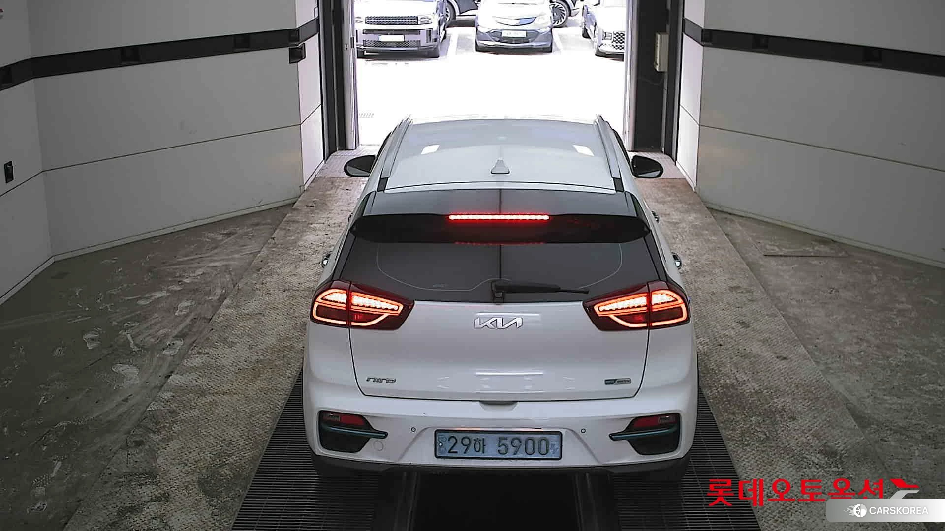 Kia Niro EV id 3888289 из Кореи 33