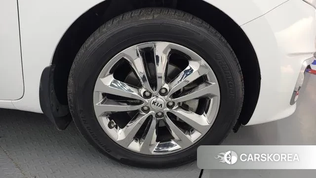 Kia All New Carnival id 3612815 из Кореи 15