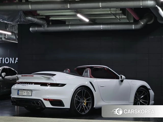 Porsche 911(992) id 4529898 из Кореи 15