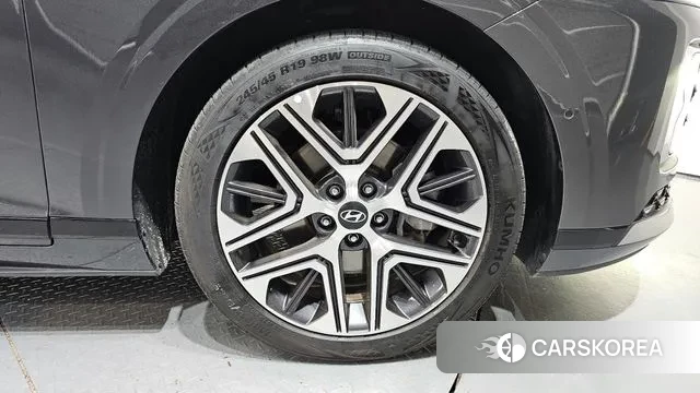 Hyundai Grandeur (GN7) id 3042530 из Кореи 15