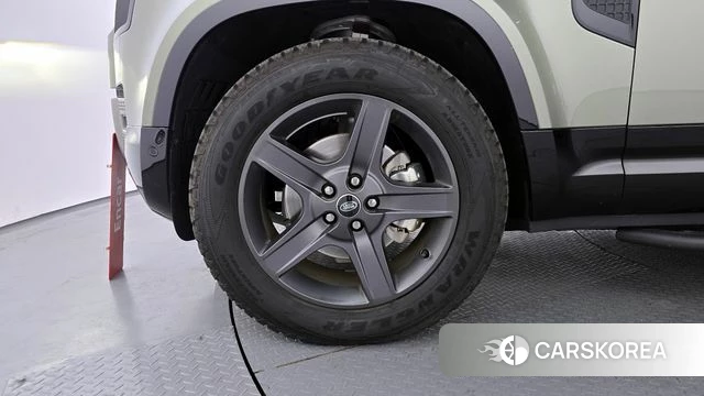 Land Rover Defender (L663) id 3798341 из Кореи 15