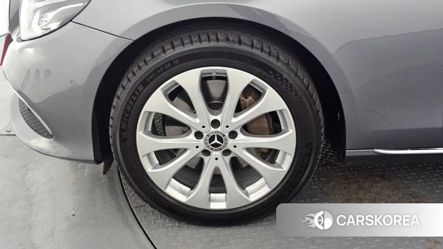 Mercedes-Benz E-Class W213 id 4582053 из Кореи 25