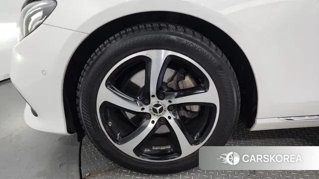 Mercedes-Benz E-Class W213 id 3013504 из Кореи 15