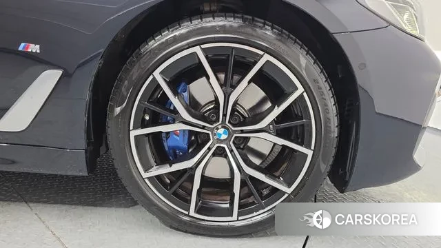 BMW 5 Series (G30) id 3629996 из Кореи 15