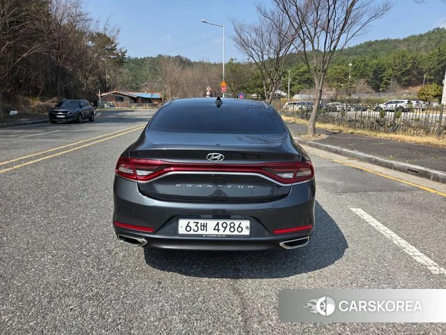 Hyundai Grandeur IG id 3880009 из Кореи 15