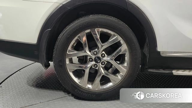 Kia The New Sorento id 4471349 из Кореи 15