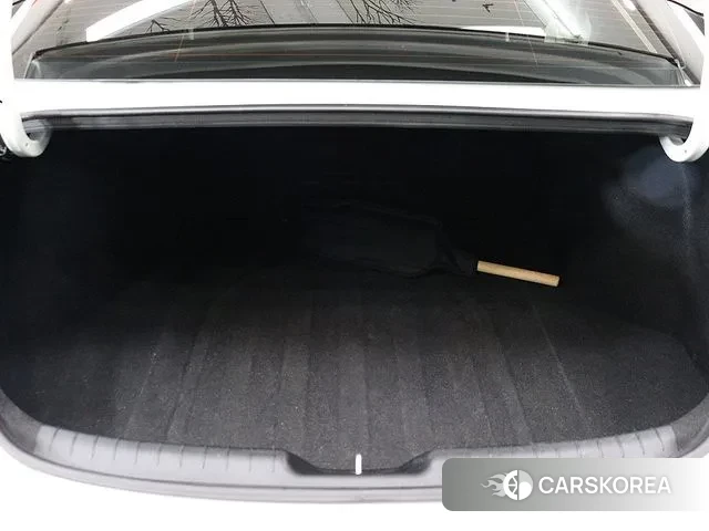 Hyundai Avante Hybrid (CN7) id 3787859 из Кореи 15