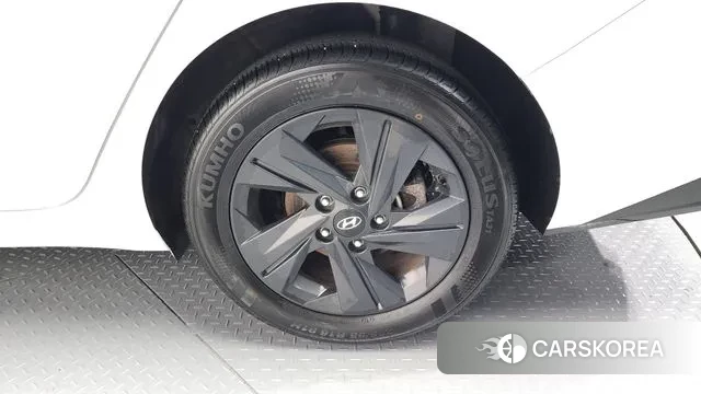 Hyundai Avante Hybrid (CN7) id 3405903 из Кореи 15