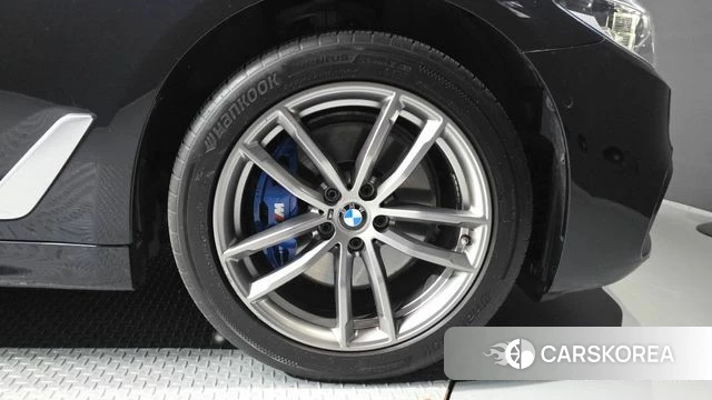 BMW 5 Series (G30) id 4203998 из Кореи 15