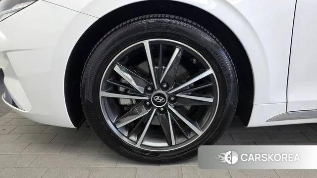 Hyundai The New Grandeur IG id 4203435 из Кореи 29