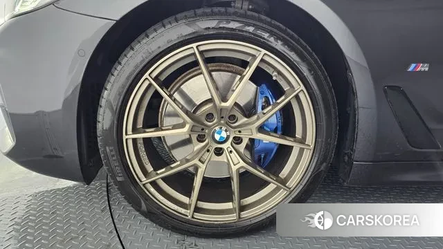 BMW 5 Series (G30) id 3452865 из Кореи 15