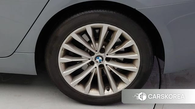 BMW 5 Series (G30) id 4496571 из Кореи 15