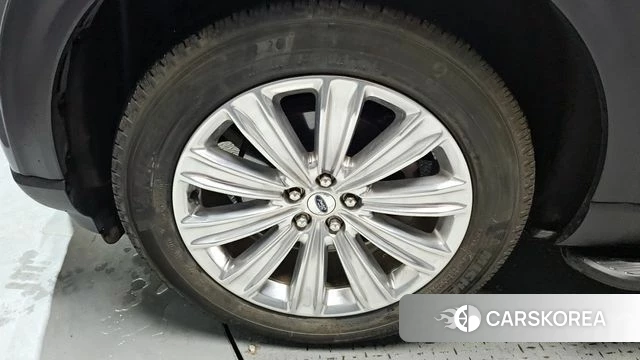 Ford Explorer 6th Generation id 4302946 из Кореи 31