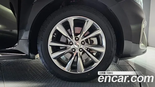 Kia The New Carnival id 2260752 из Кореи 15