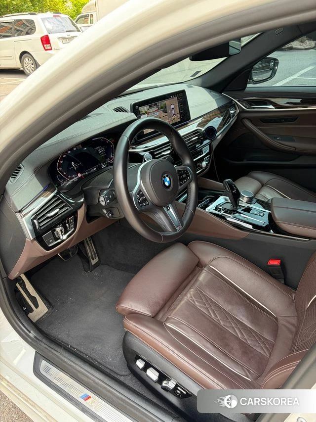 BMW 5 Series (G30) 2021 Белый из Кореи, фото 5