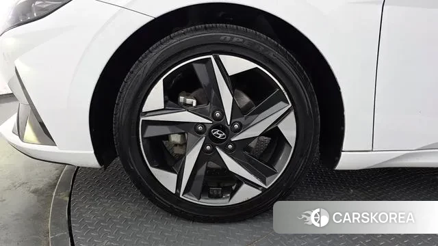 Hyundai Avante (CN7) id 3760273 из Кореи 15