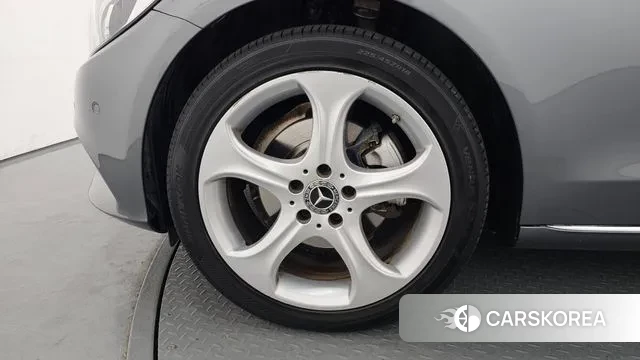 Mercedes-Benz C-Class W205 id 3474848 из Кореи 15