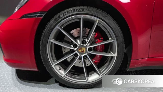 Porsche 911(992) id 4688854 из Кореи 15