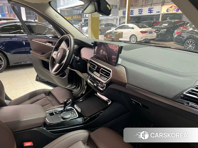 BMW X3 id 4393481 из Китая 25