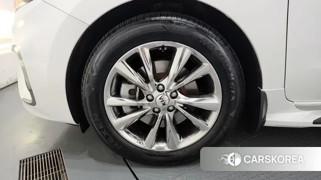 Kia The New Carnival id 3008958 из Кореи 15