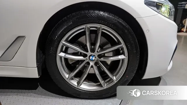 BMW 5 Series (G30) id 2965851 из Кореи 15